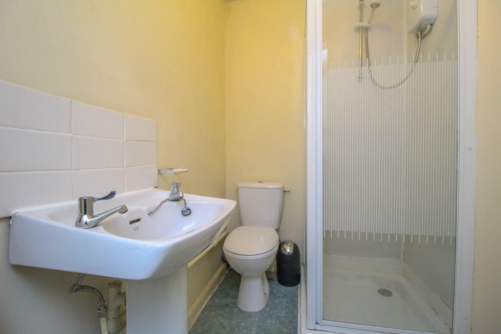 Shower Room 2