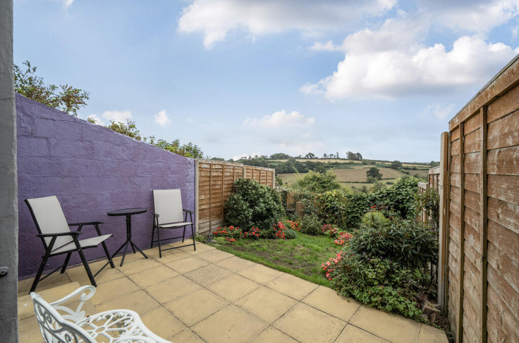 1356689-4-68cbfb1...