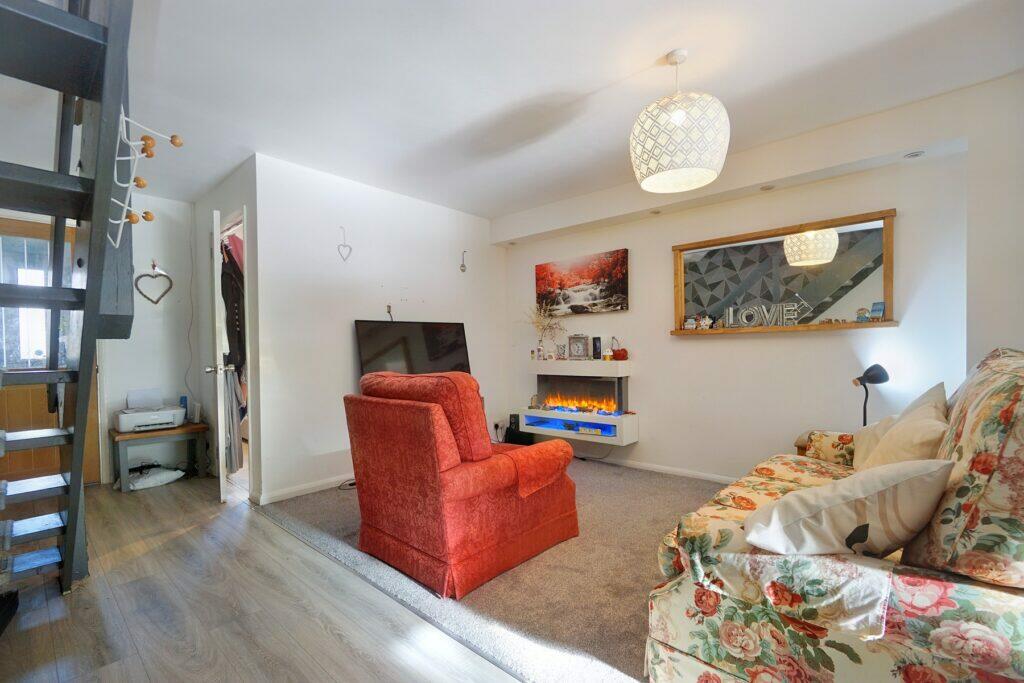 Hawthorne Grove - Living Room