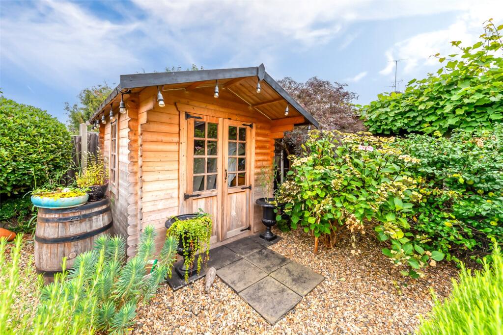 Shed