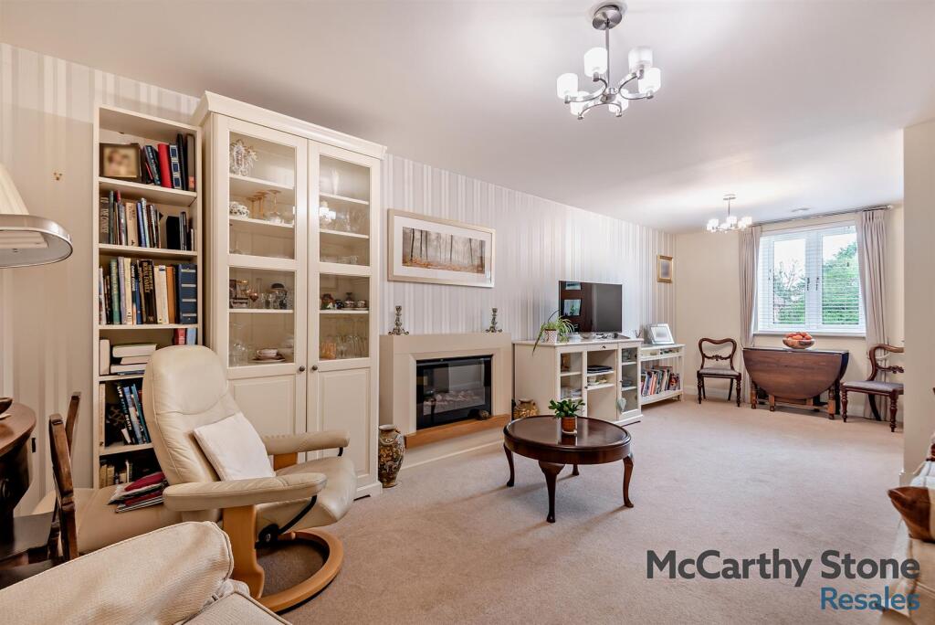 8665548-interior13-800.jpg