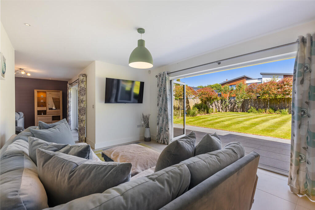 A19 - Holland Par...