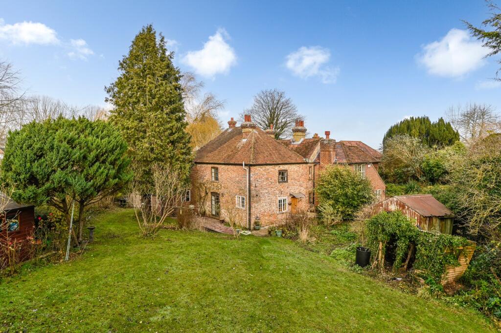 The Street, Brook, Ashford, Kent, TN25