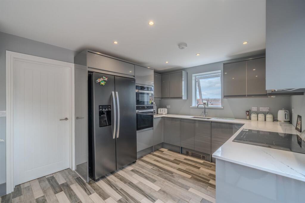 40 Spring Grove-12.jpg