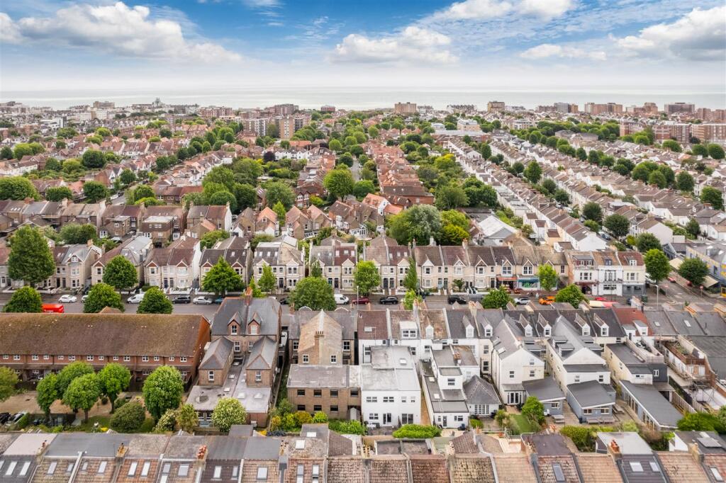 Flat 2, Wallace House-23.jpg