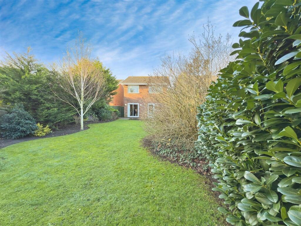 35483069-2-4249-B26D-3AADE0D77849-9255-000001682D4