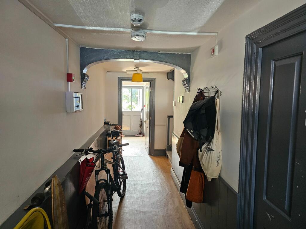 ENTRANCE HALLWAY