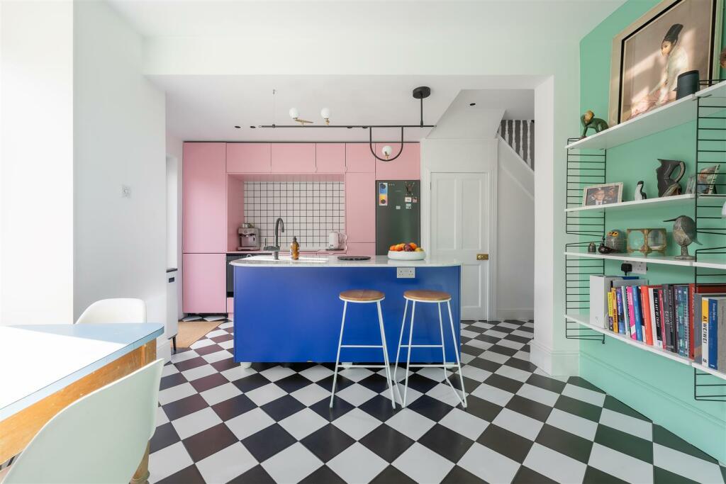 Wickham Road, E4