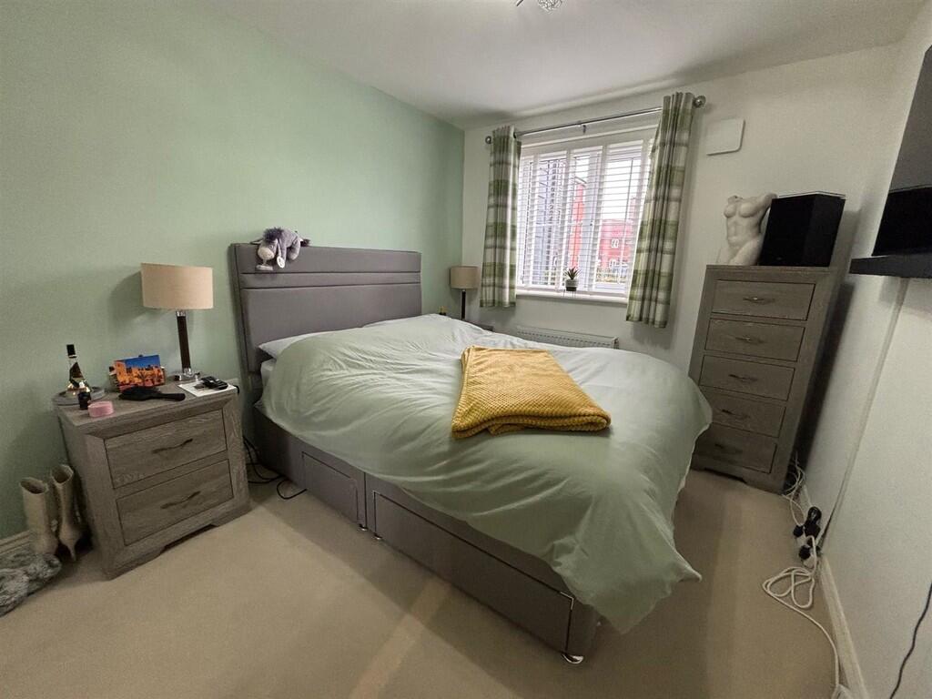 9r1oiCRJWEKHgWkQU...