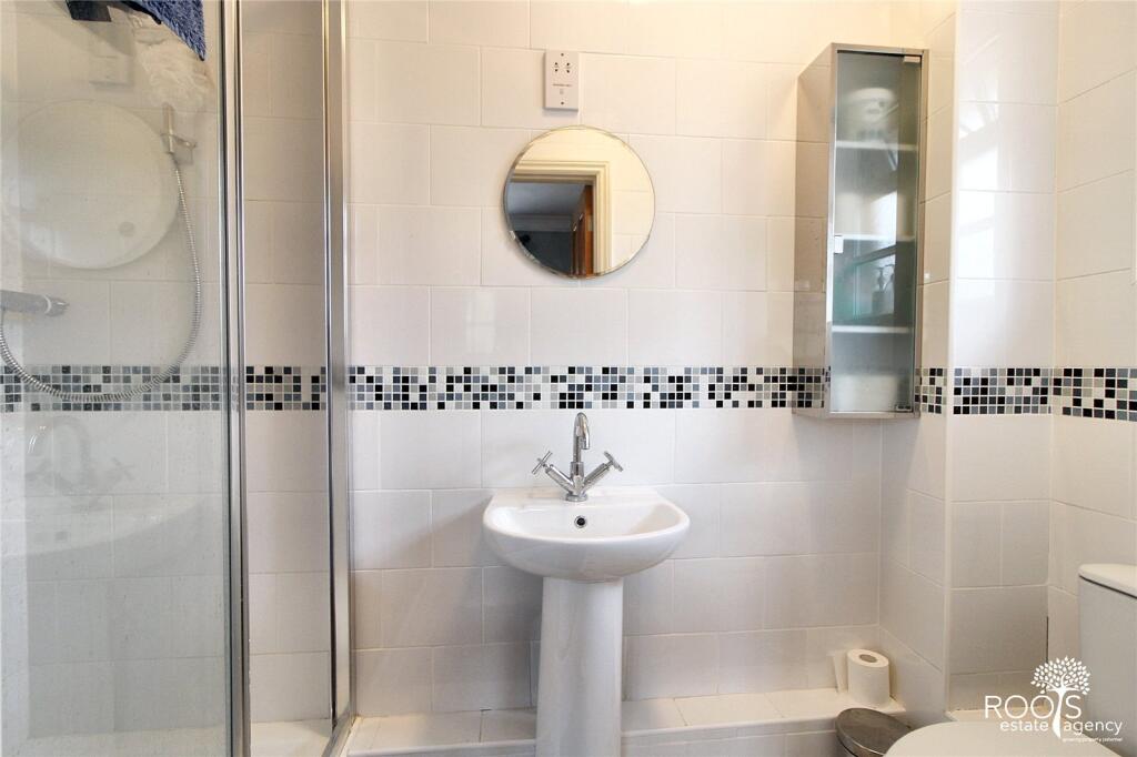 2nd En-Suite