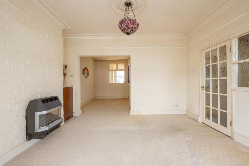 Nelson Road, E4