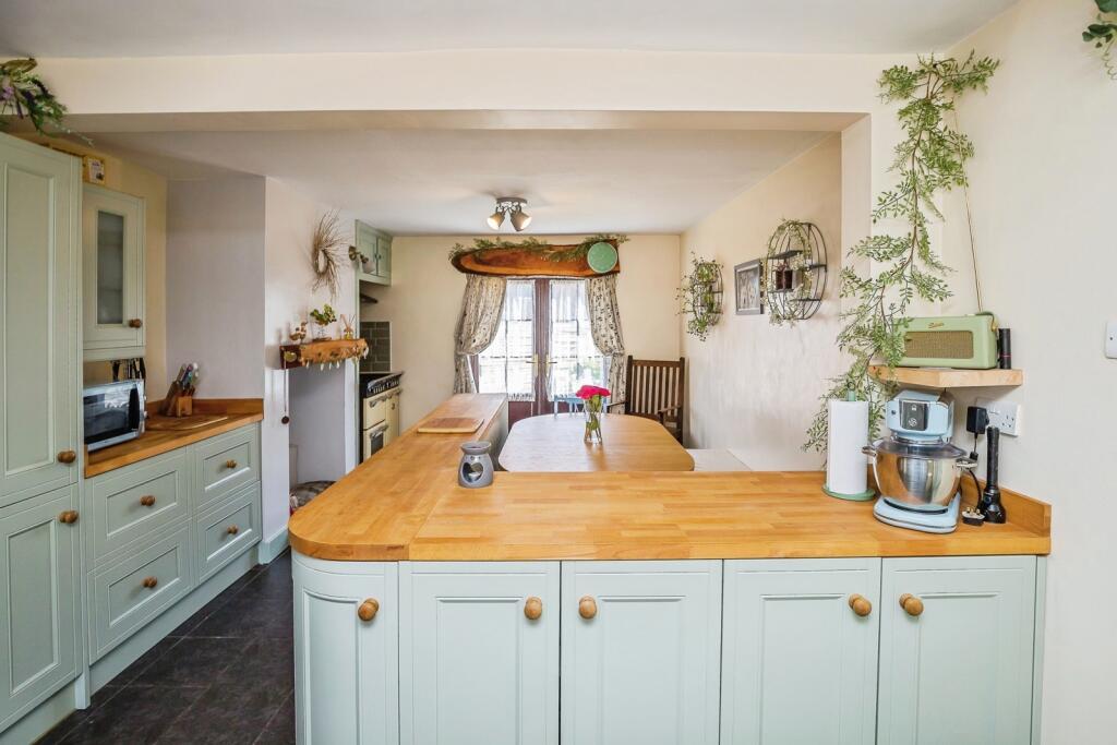 Dining Kitchen
