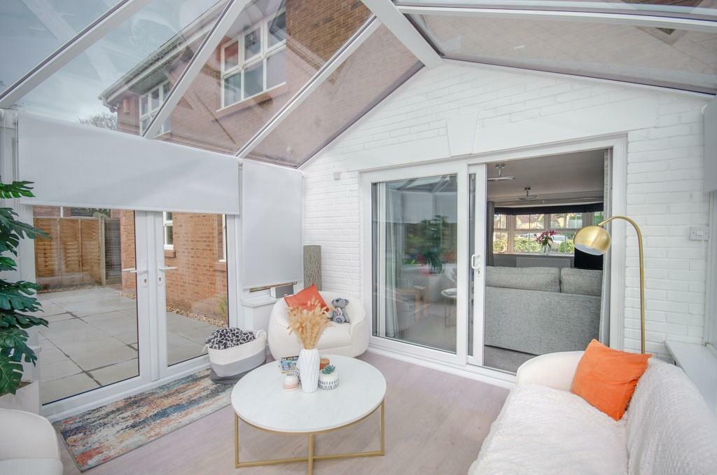 Conservatory pic 2.jpg