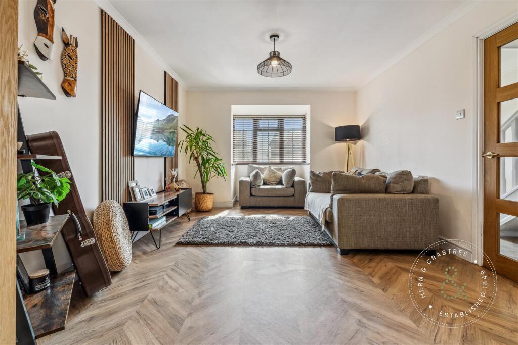 Cae Pant, Caerphilly, Hern Crabtree (16).jpg