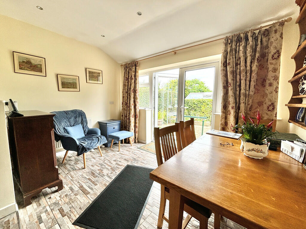 Breakfast Room