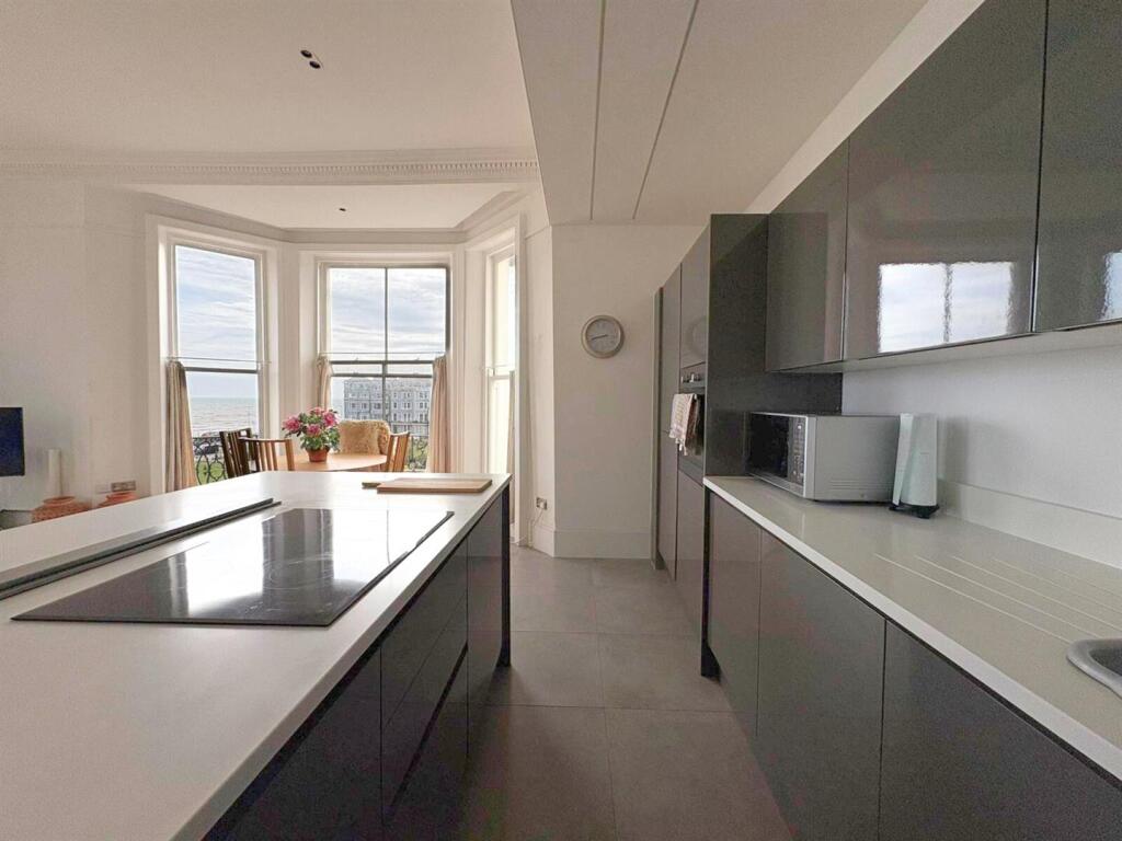 Kitchen/Living Room