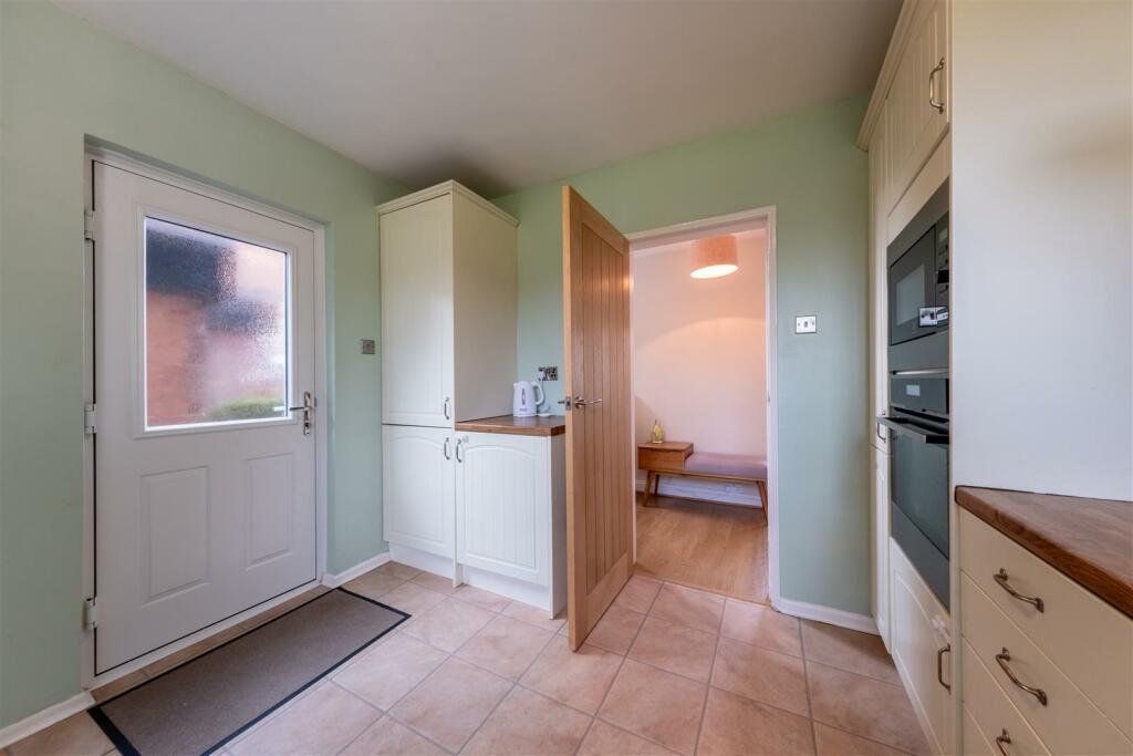 43 Grange Lane-003.JPG