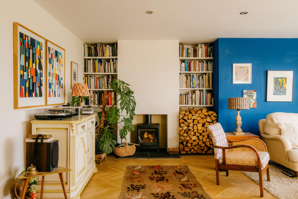 St Helens Wood Road, Hastings