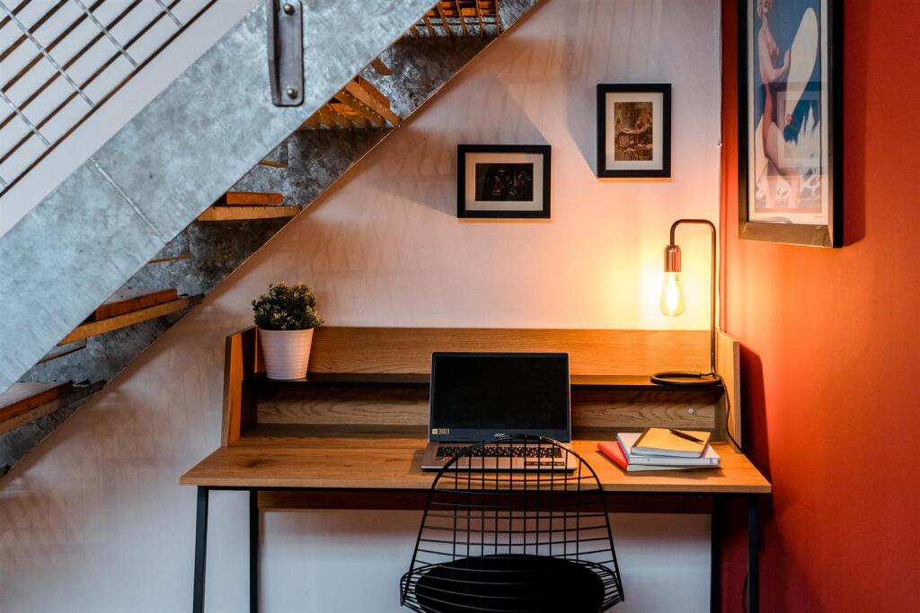 Flat 1 - web size-78.jpg