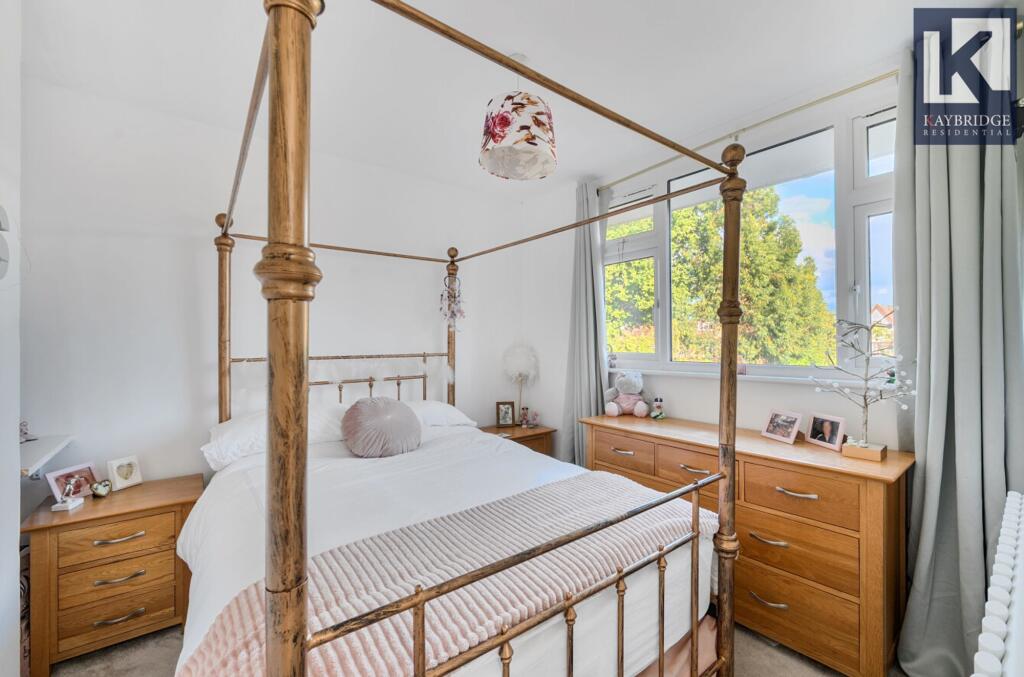 Poplar Crescent, Epsom - KT19 9ER