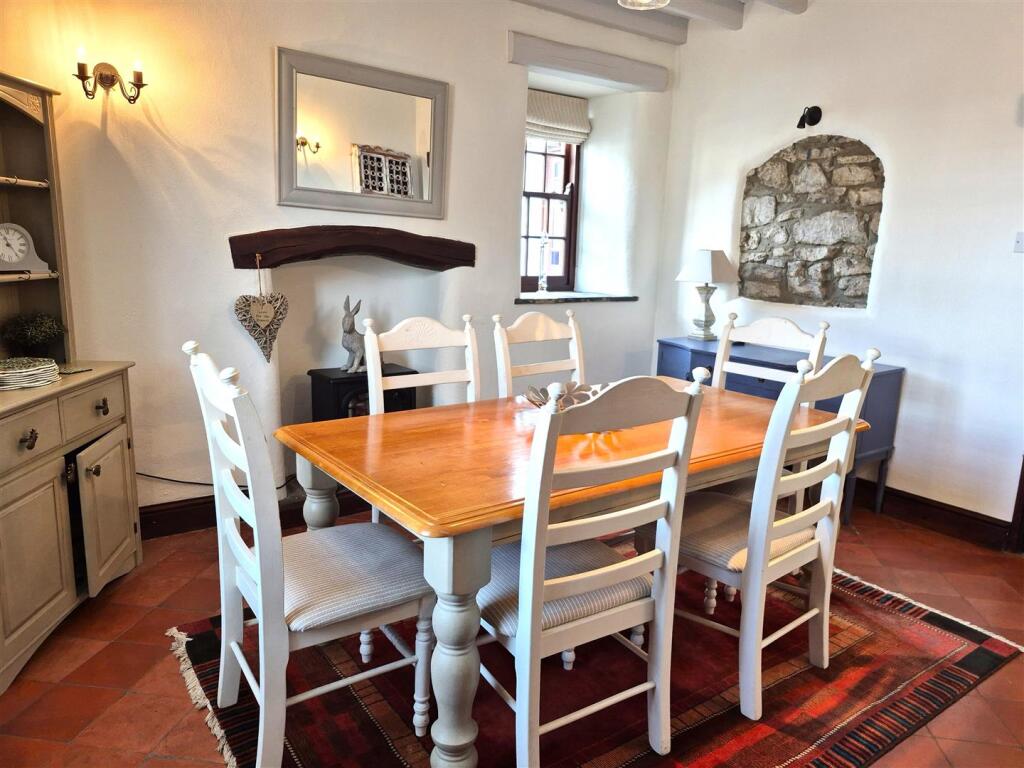 Dining Rm.jpg