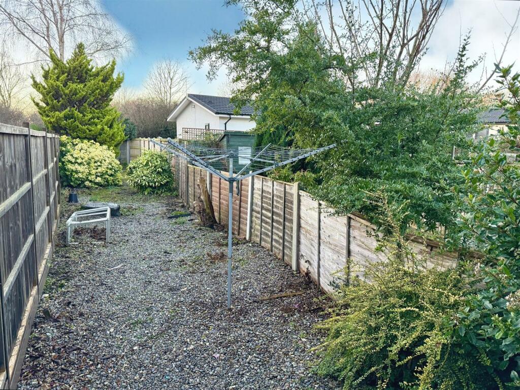GARDEN.jpg