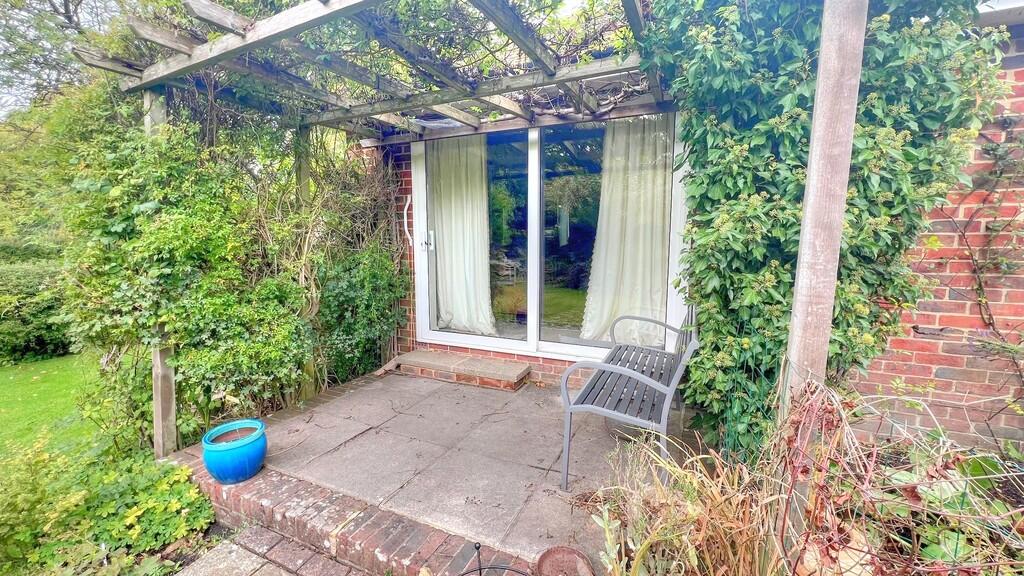 Hop Garden Back 4...