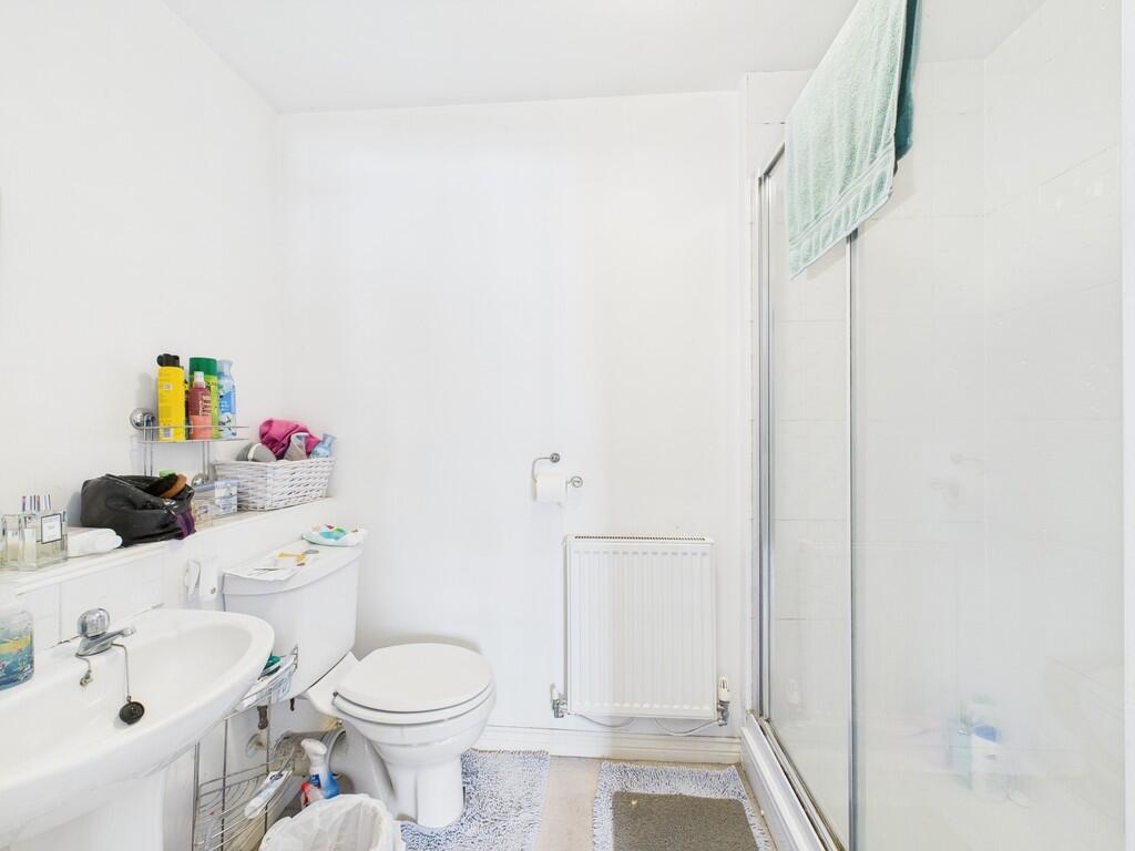 CAM02089G0-PR0435...