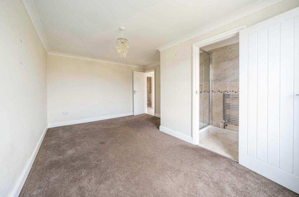 1297729-6-68306be...