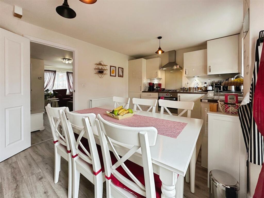 061b0549--4AC6-9750-553E03545C30-32518-00000F62C22