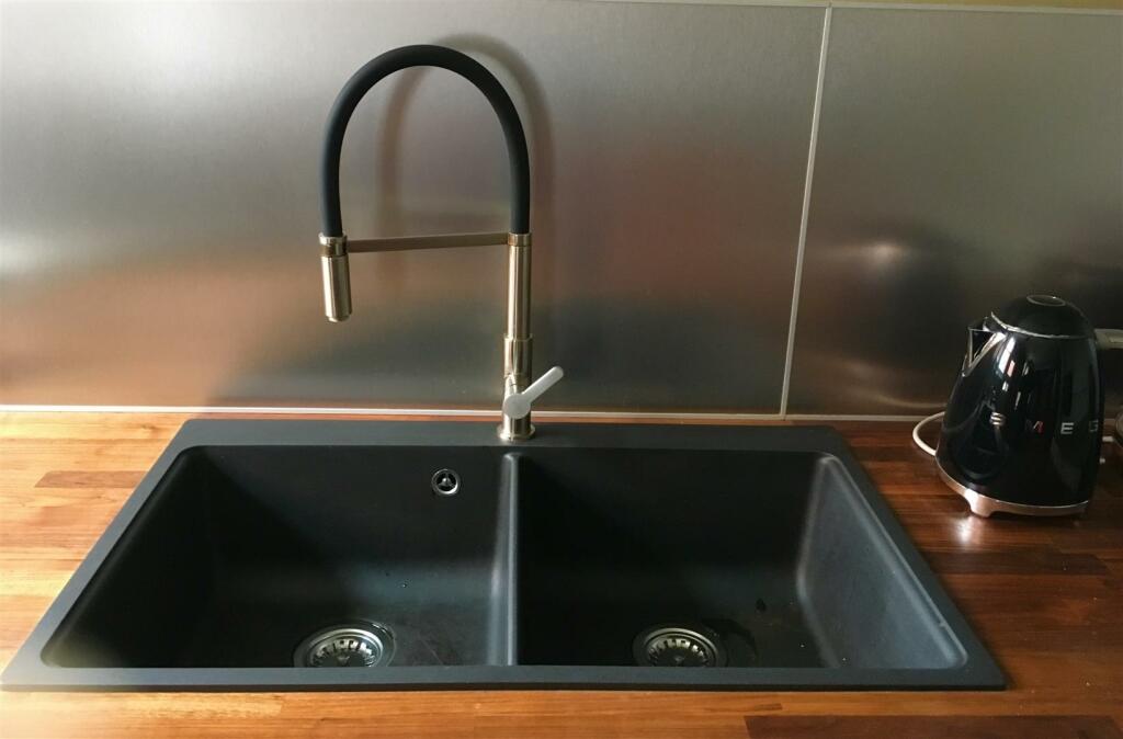 KITCHEN=D4.jpeg