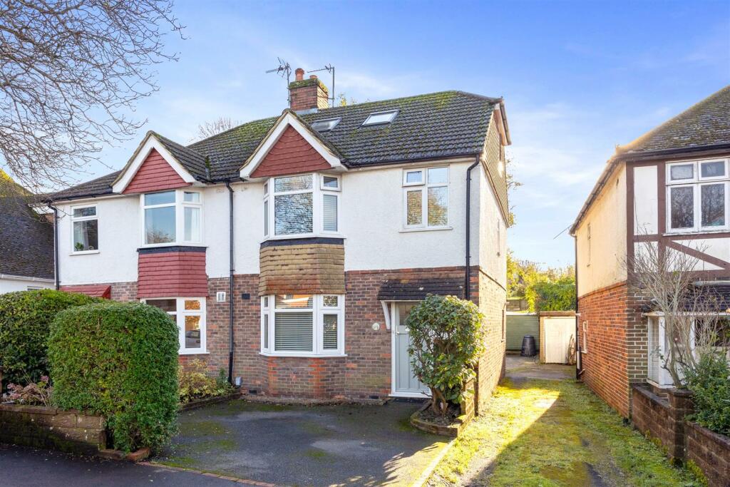 Hardstanding at front