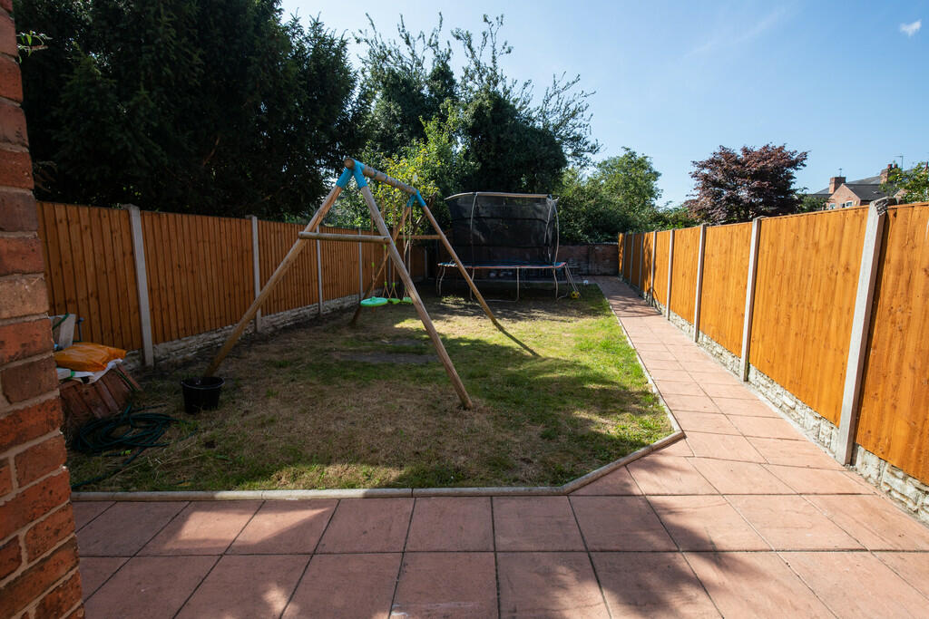 384 Brighton Rd -...