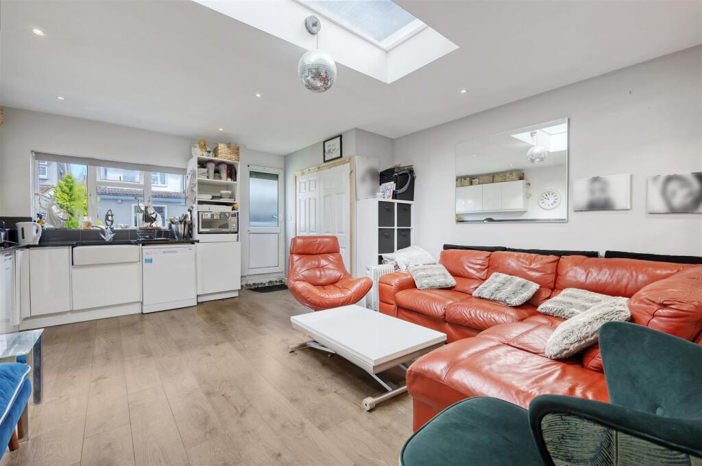 img_5750_28 copy 2.jpg