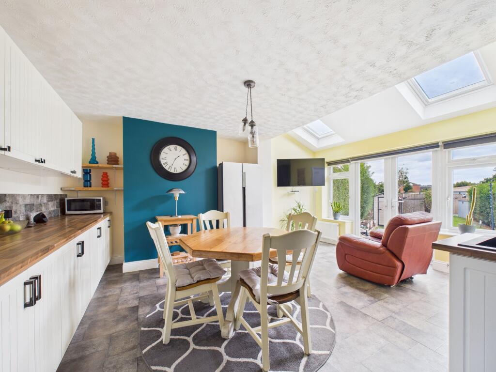 Open Plan Living/Dining/Kitchen