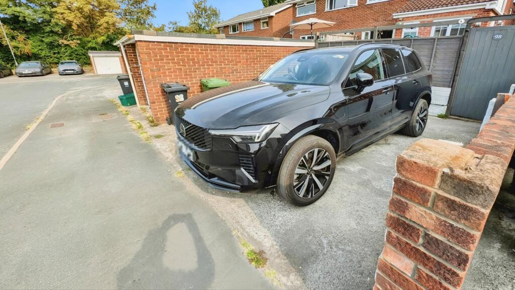 98 Finch hardstand.jpg