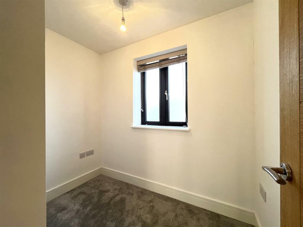 STUDY/POSSIBLE OCCASIONAL BEDROOM THREE