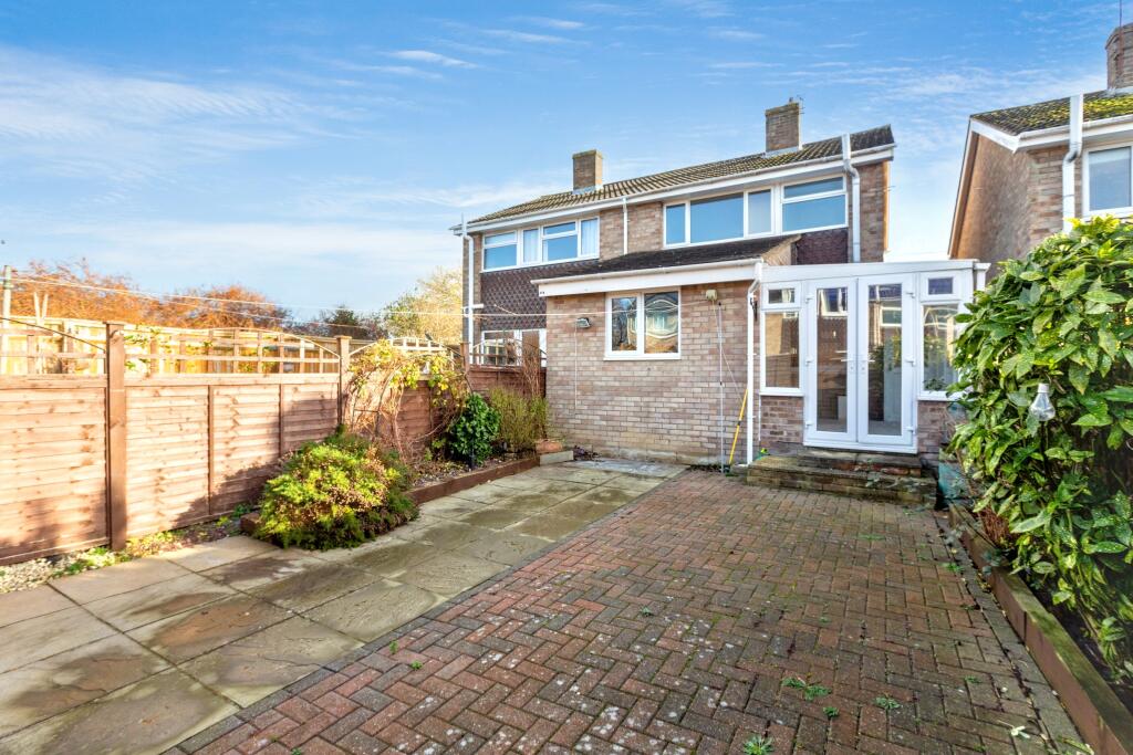 21 Vicarage Close, Chalgrove, Oxfordshire, OX44 7RD