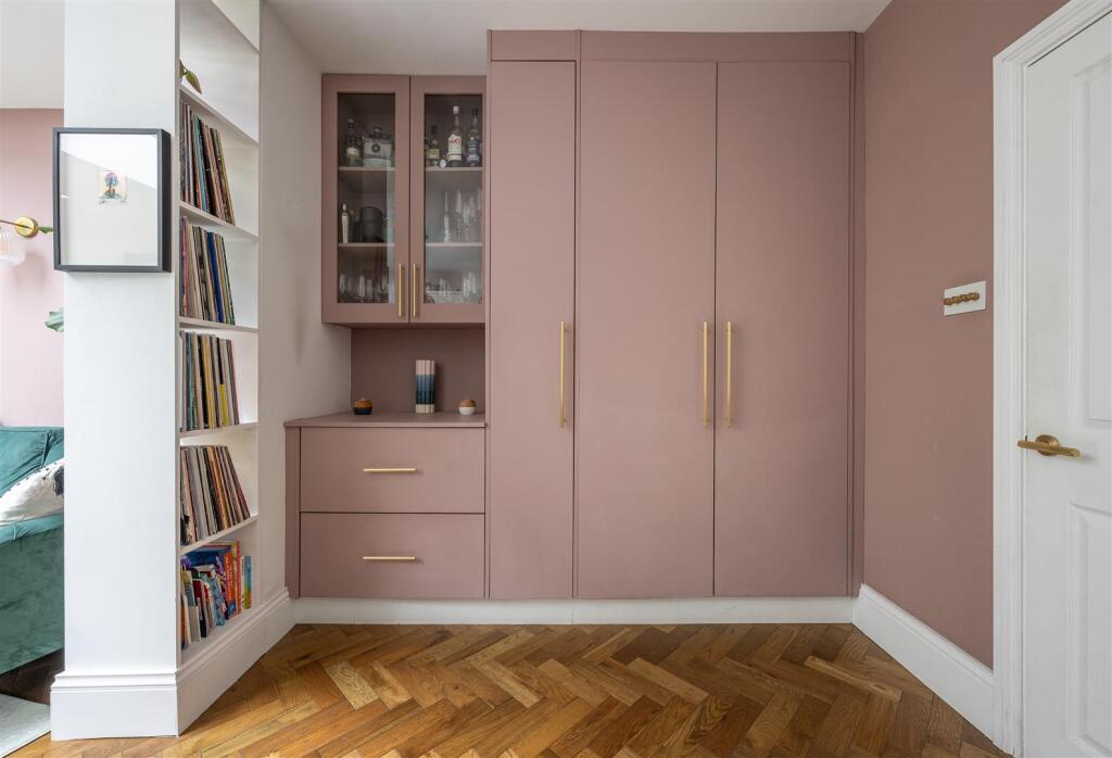 Kitchen-5.jpg