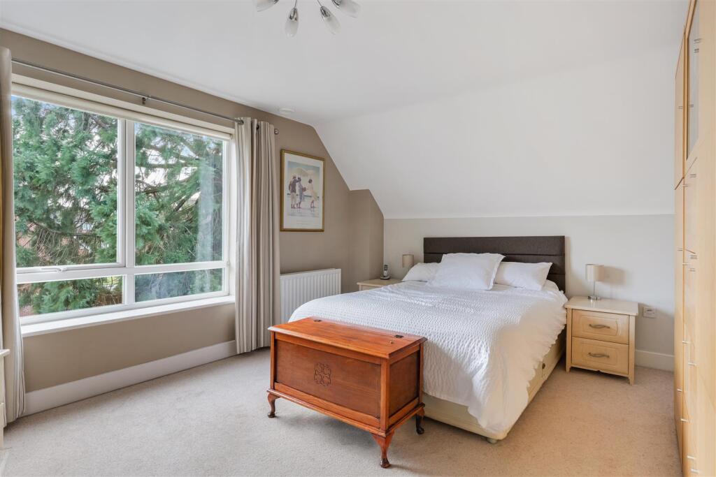 MULBERYY CLOSE (36).jpg