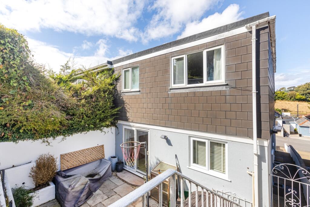 A06 - 25 St Marys Park, Paignton - 250828