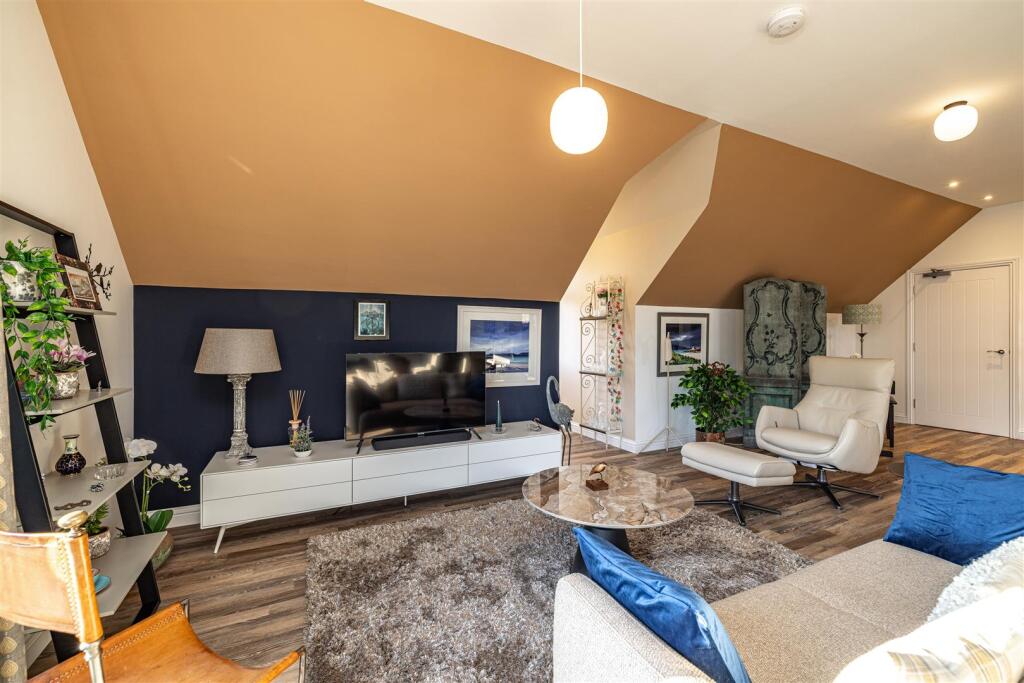 14 Westgrove Apartments Melrose 24.JPG