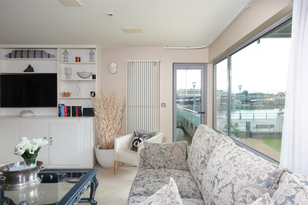 7 Capricorn Place 11.JPG