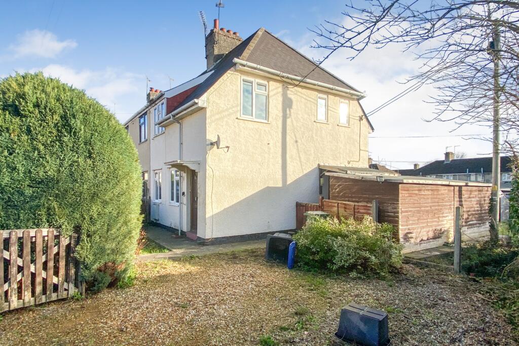 65 Woodlands Road, Chippenham, Wiltshire, SN14 0HQ