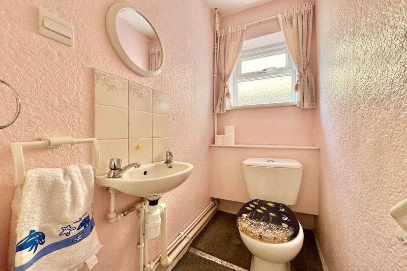Cloakroom WC