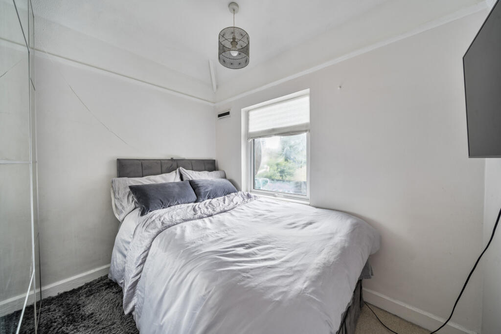 1336442-10-68aef1...