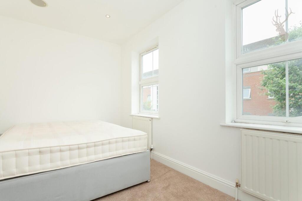 Blondin Street (11).jpg