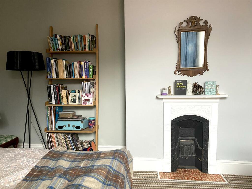 3rdbed.2.jpg