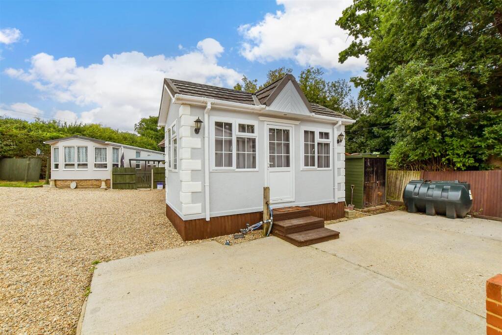 Workshop/Outbuildings