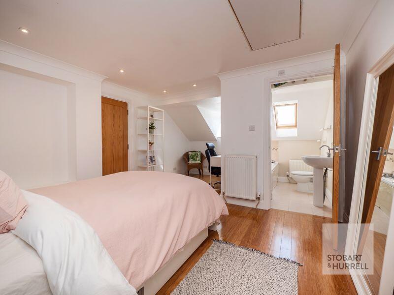 Bedroom To En-Suite